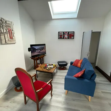 Bel 2 Chambres Artem/nancy Thermal شقة